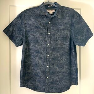 Mens Short Sleeve Button down Penguin Shirt